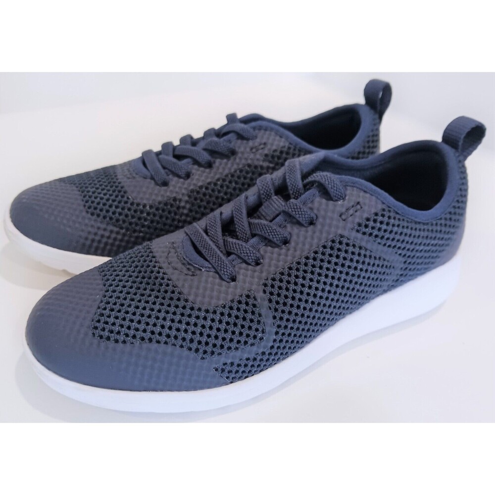 Clarks "Scape Soar" mesh sneaker in Navy Blue, children's 12